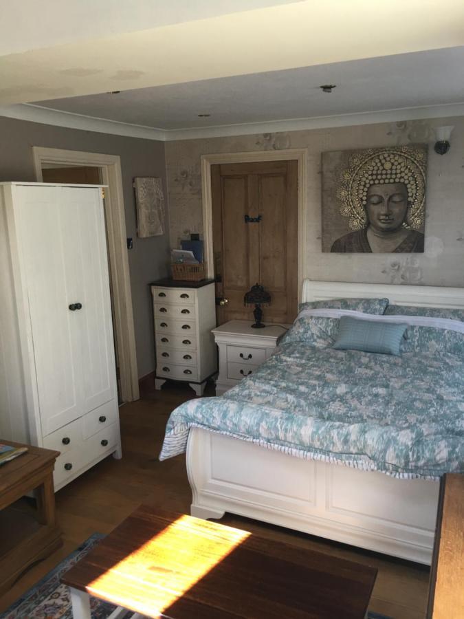 Taliesin At The Poplars, Nr Saundersfoot